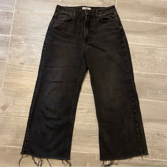 Forever 21 Black Mold style Jeans size 26 - Picture 1 of 4